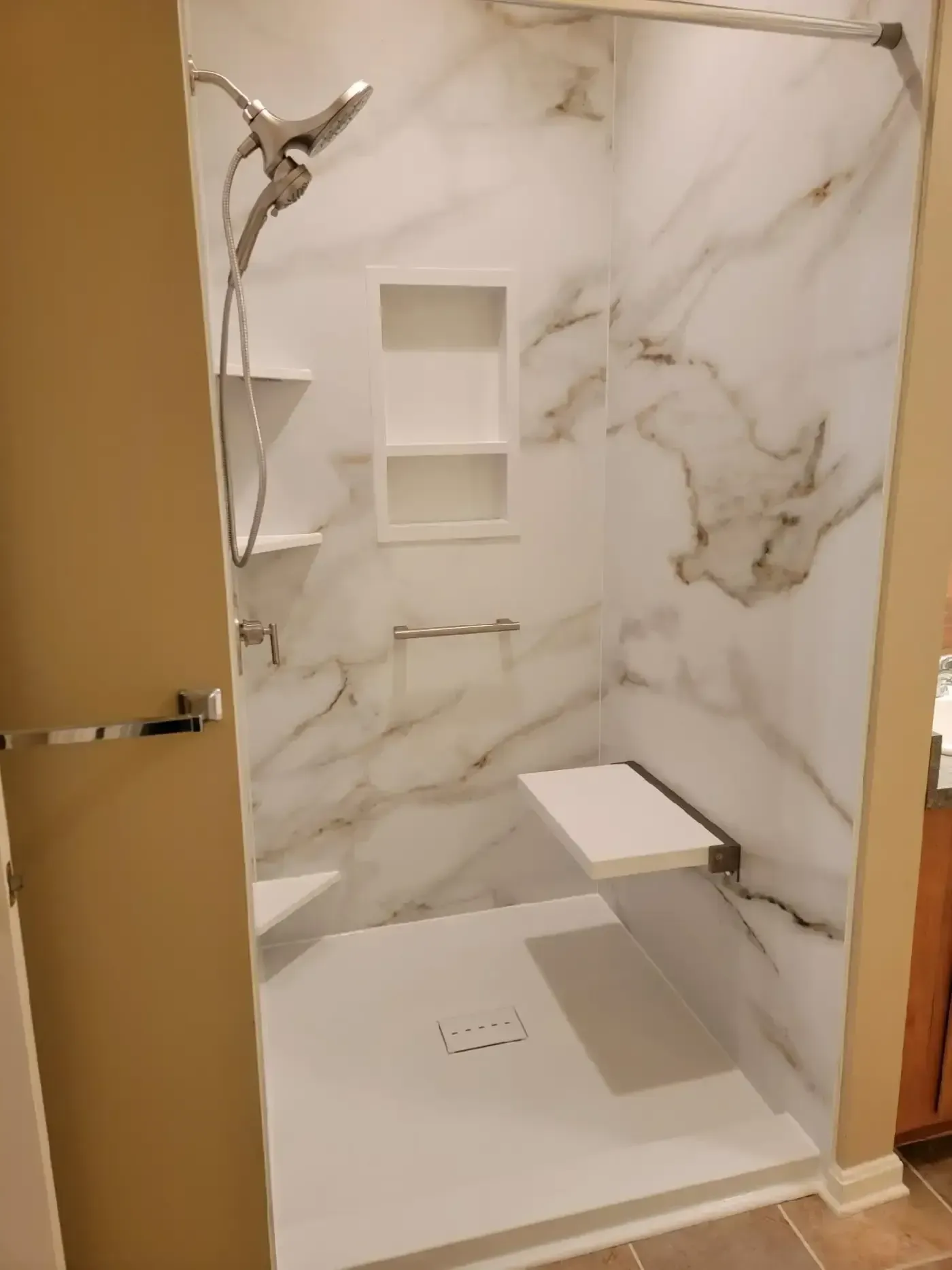 walk-in-shower-seat-bentonville-ozark-home-image
